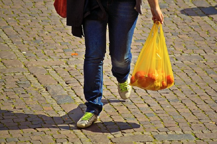 Plastic Bags Banned In California